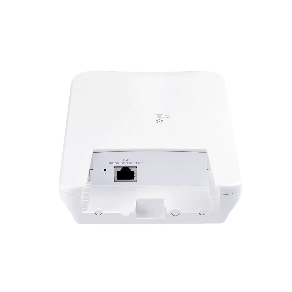 WOP-30L_ports.webp